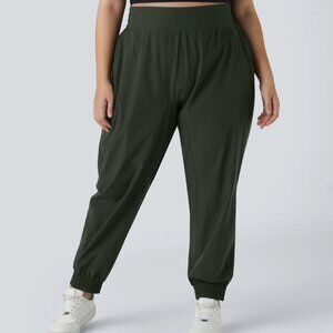 Halara Joggers - Rosin Green